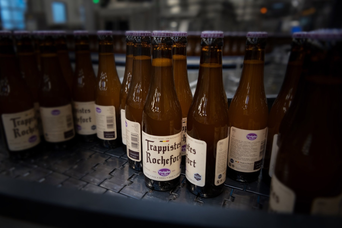 ﾛｼｭﾌｫｰﾙ ﾄﾘﾌﾟﾙｴｸｽﾄﾗ 330ml2026 | すがや魅惑の麦酒